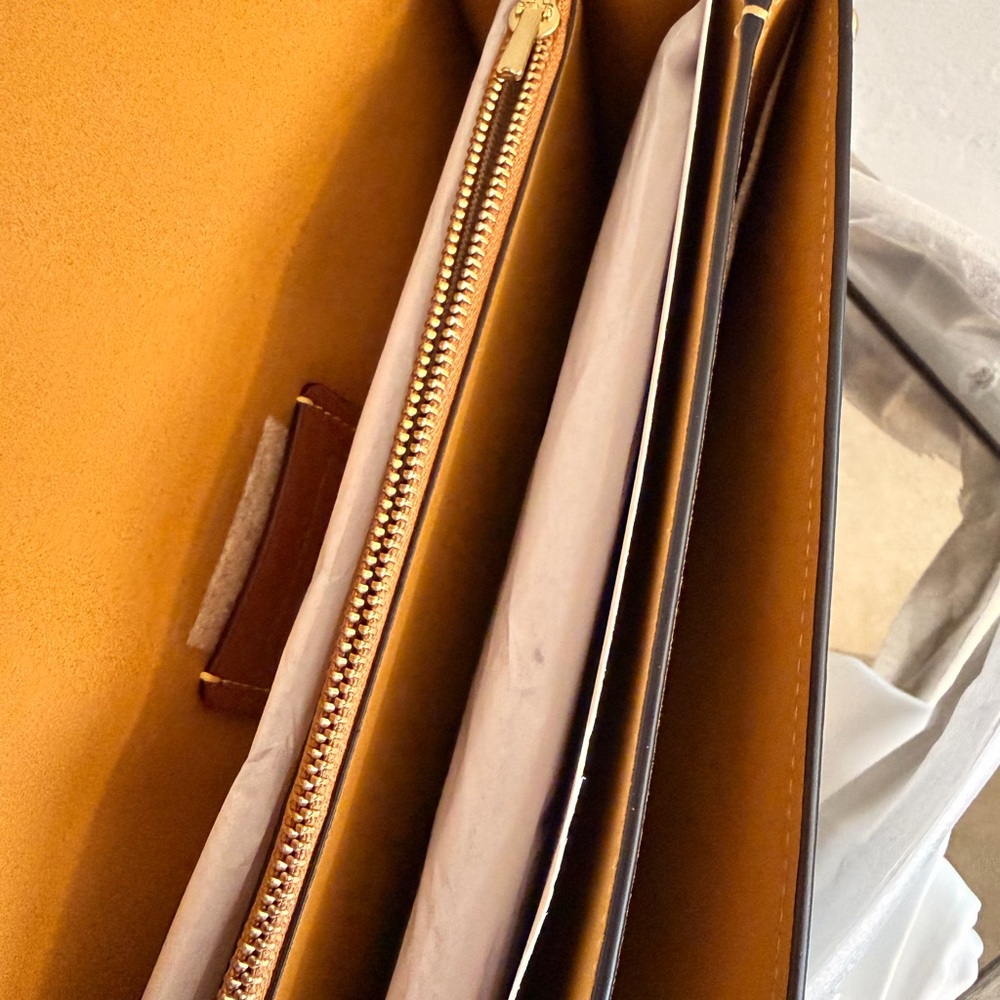 NWT Coach Tabby  Leather Shoulder Bag 26 - Picture 8 of 8